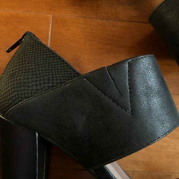 Nine West heels - Picture 2 of 8